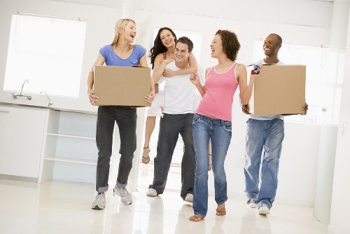 Moving van service in Chelsea for local home and office relocations