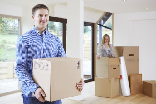 Packing and unpacking support for a Chelsea move
