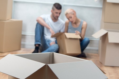 Customer booking and service agreement terms for removal transport